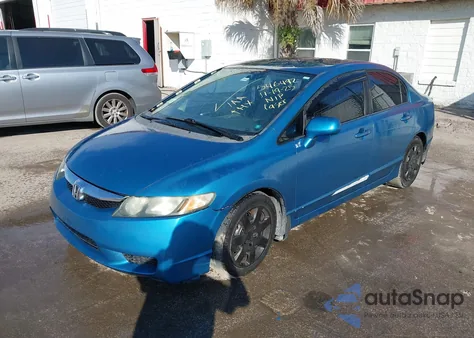 2009 Honda Civic Lx z USA, uszkodzony, nr VIN 2HGFA165X9H546492